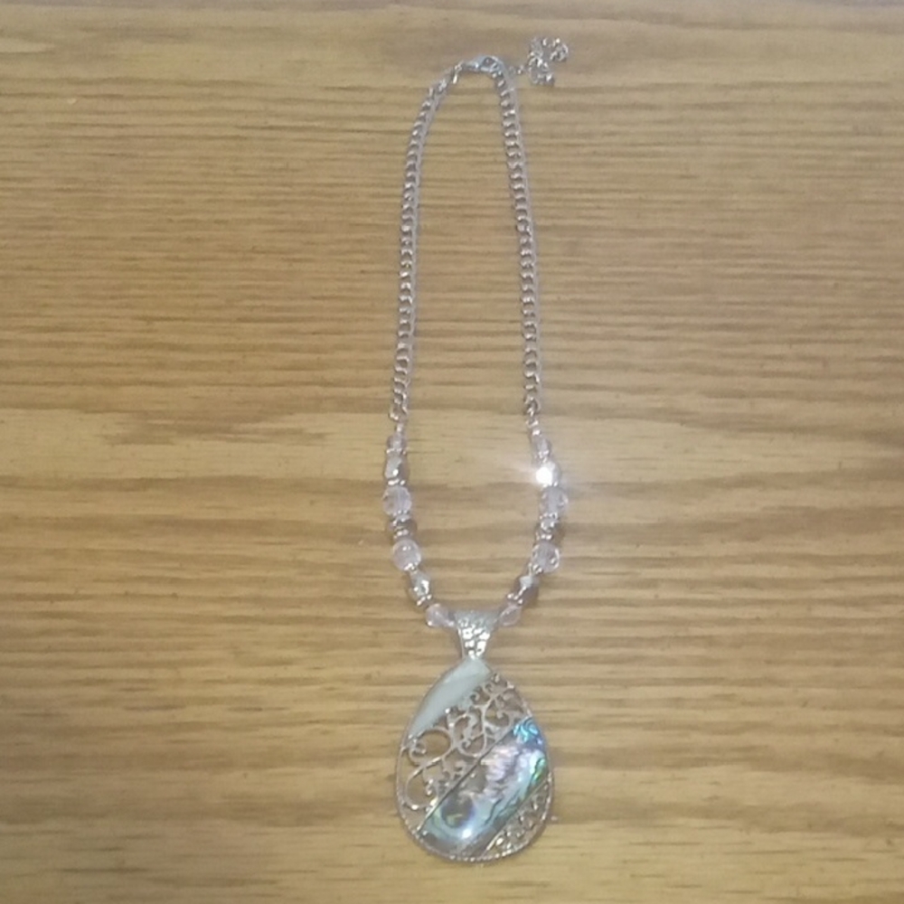 Mother of pearl necklace